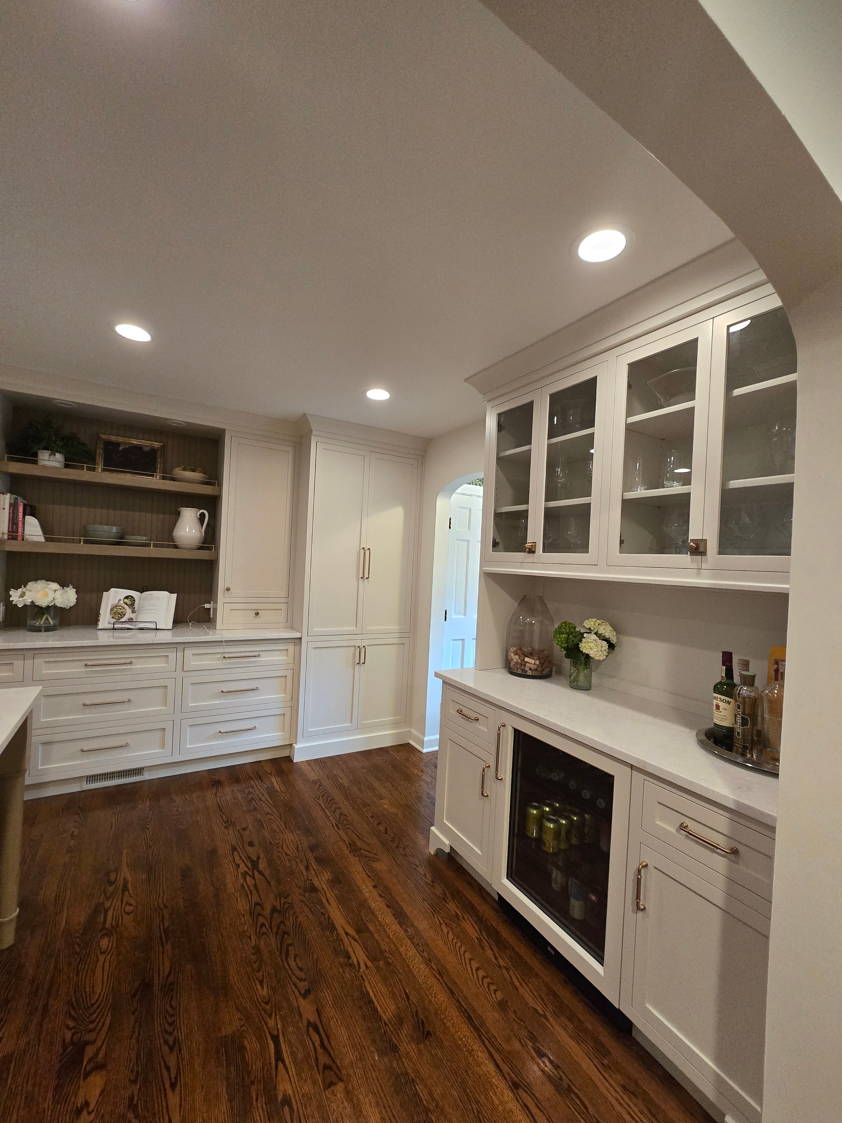 Organized Butler's Pantry After Deep Cleaning