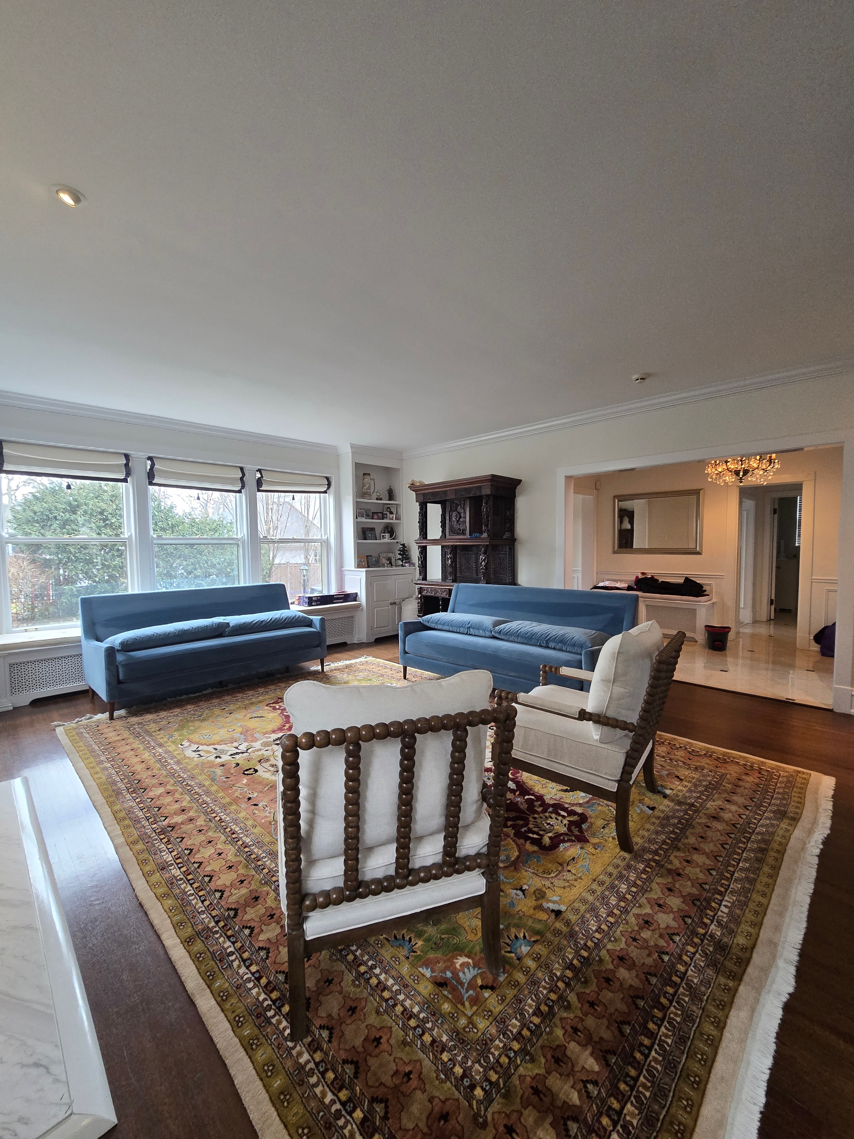 Spotless Living Room After Deep Cleaning